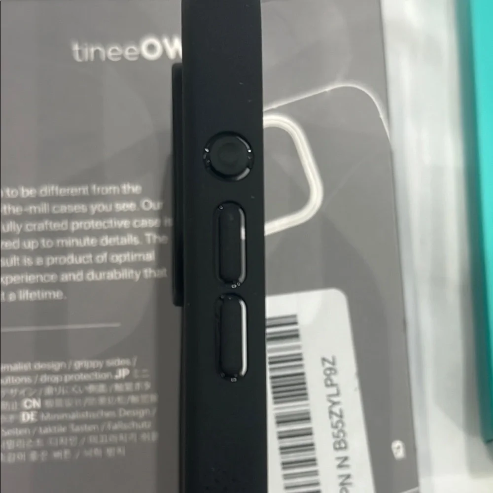Black Phone Case for iPhone 15 pro NEW in box